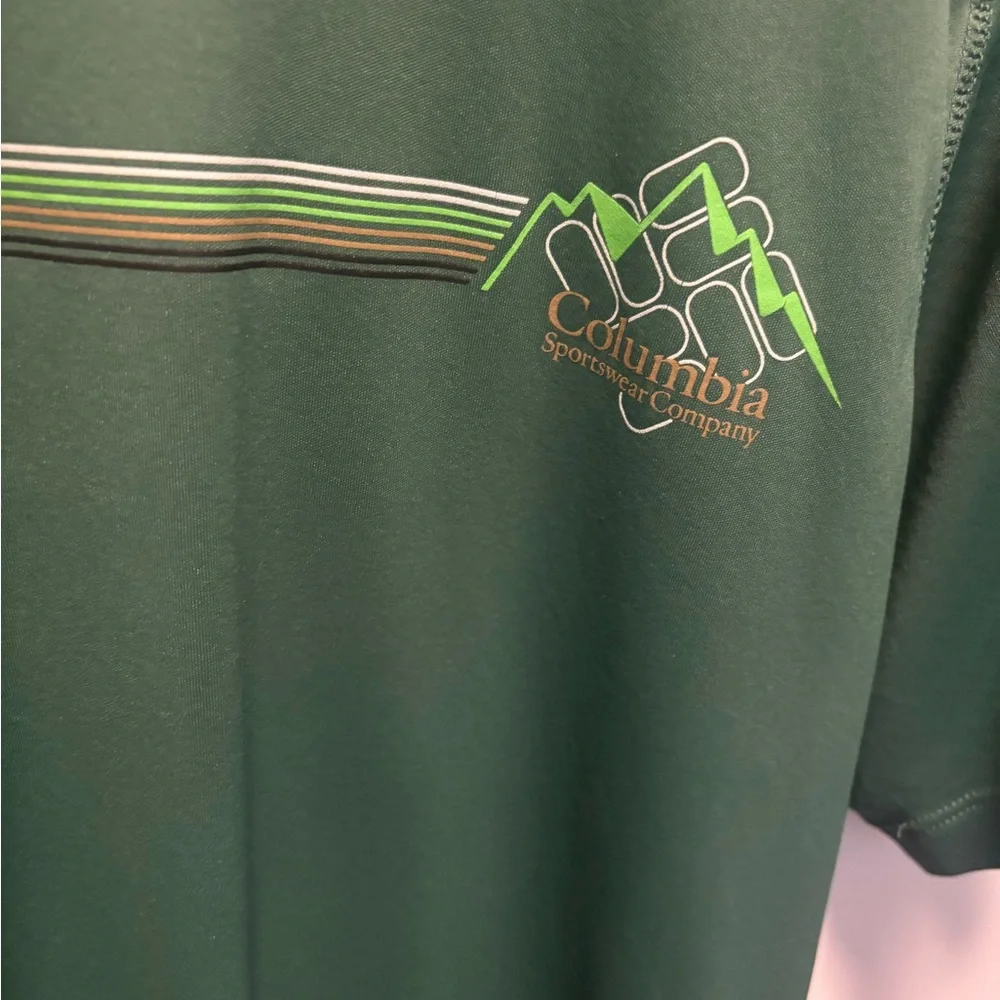 Columbia Men's Forest Green Short Sleeve Tee - Picture 2 of 3